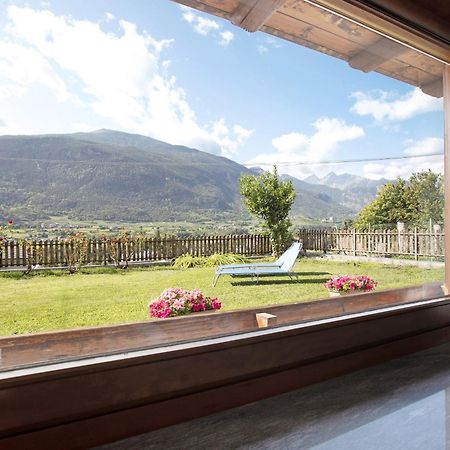 Casa Sabrina - Appartamento Blu Aosta Buitenkant foto