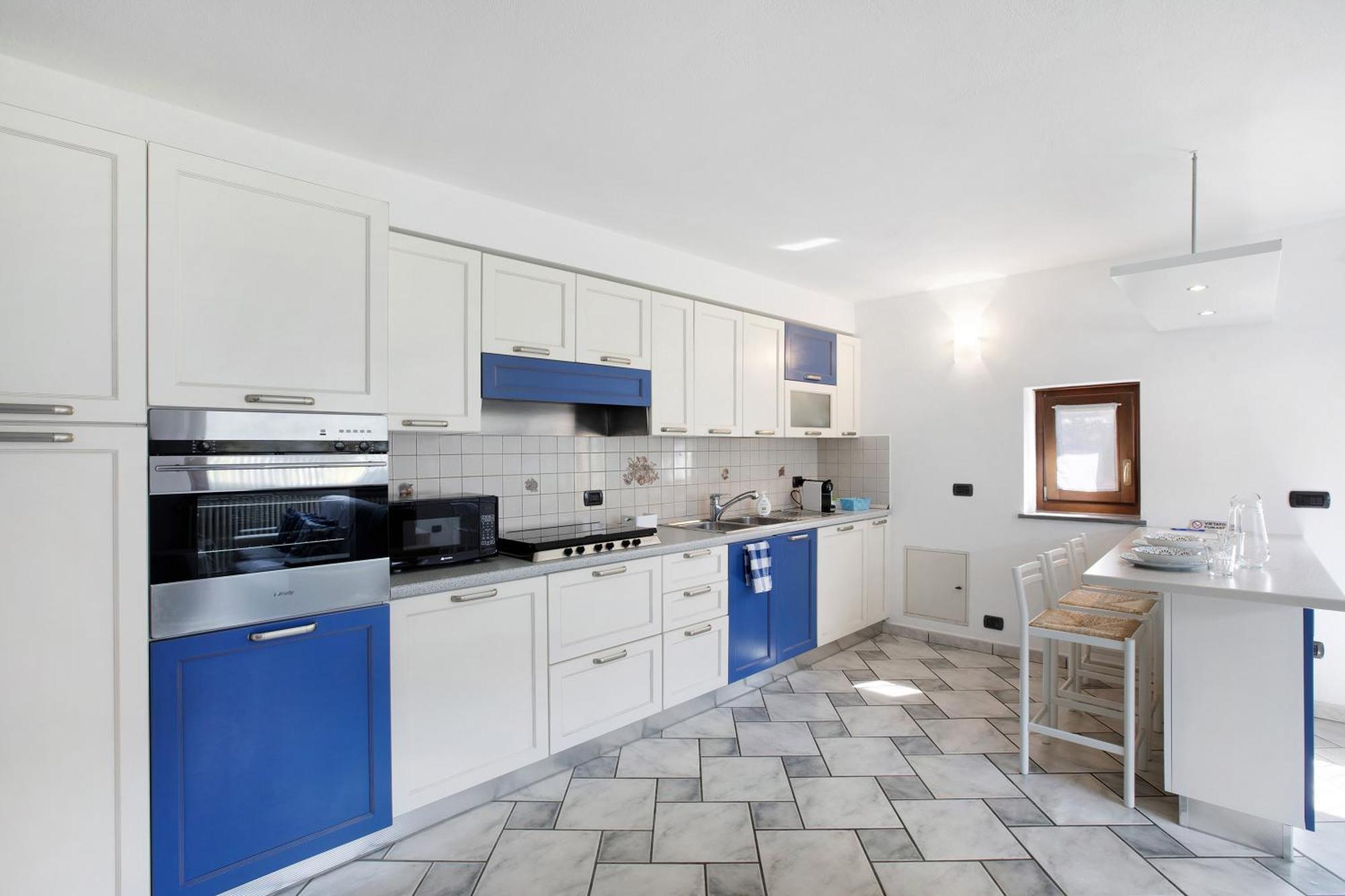 Casa Sabrina - Appartamento Blu Aosta Buitenkant foto